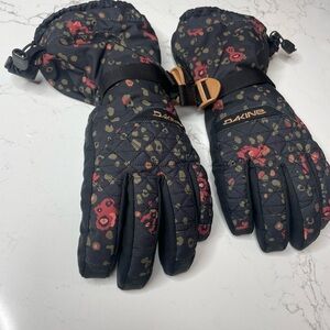 Dakine Women’s small Black Floral Winter Gloves